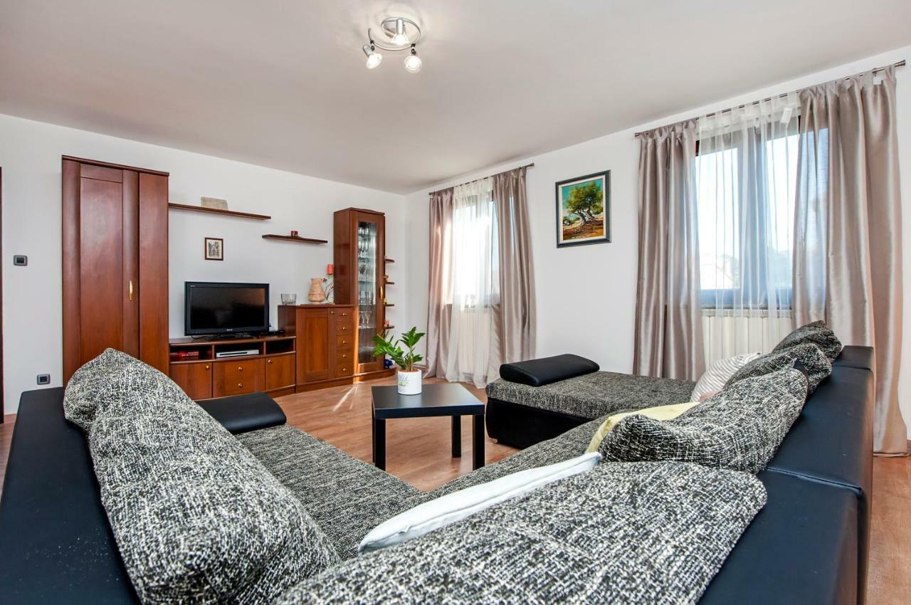 Apartment Nika Rovinj Extérieur photo