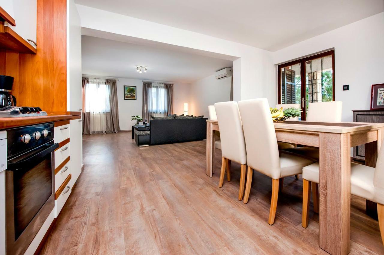 Apartment Nika Rovinj Extérieur photo